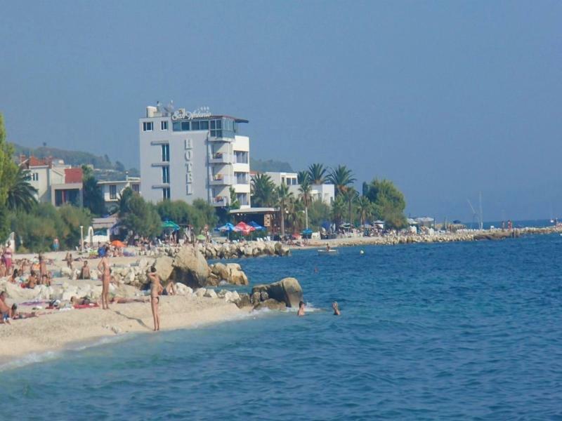 Mladenka Hotel Podstrana Buitenkant foto
